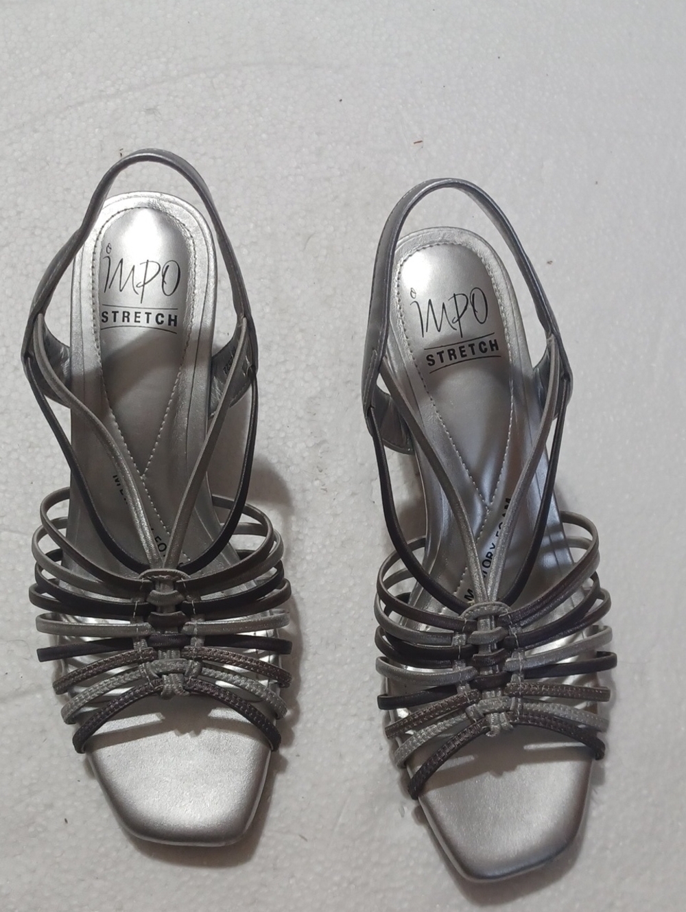 IMPO Eden Stretch Women's Silver Strappy Slingback Sandals. NWOT. Size 8M